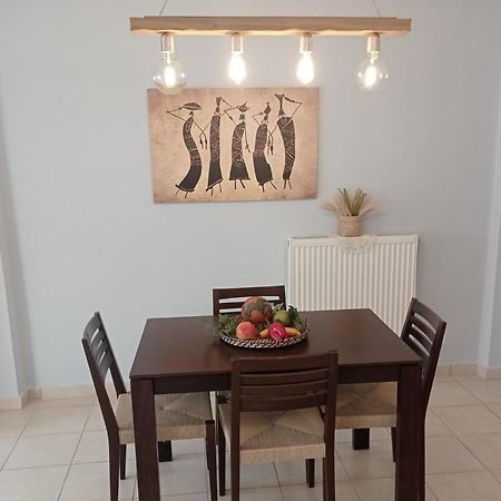 G Apartment In Agia Efimia エクステリア 写真